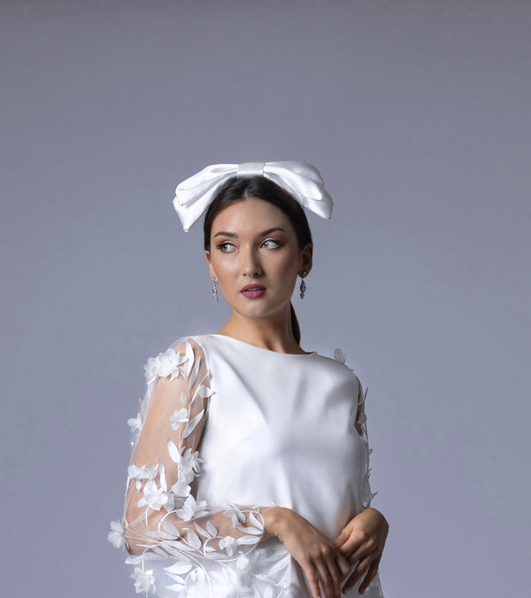 Comment Sublimer Votre Tenue de Mariage avec des Bijoux de Tête Éblouissants ? - AM LUX COUTURE 