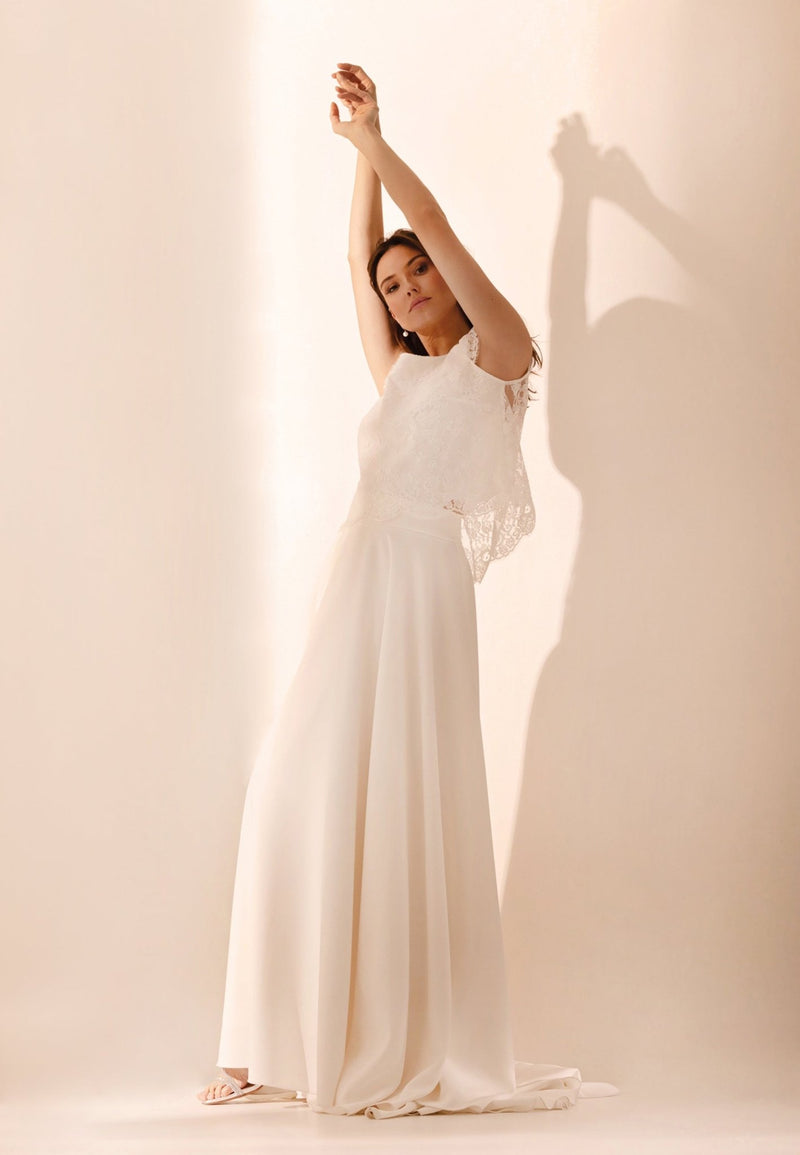 Haut de Mariée PAULINE en Dentelle Transparente – Élégance et Raffinement à Lyon - AM LUX COUTURE