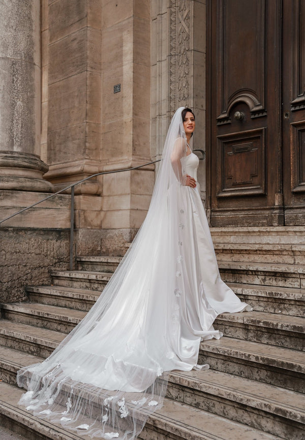 Voile de Mariée en Tulle avec Appliques Florales Délicates - AM LUX COUTURE